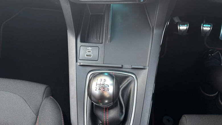 Ford Puma 1.0 EcoBoost Hybrid mHEV ST-Line 5dr Petrol Hatchback